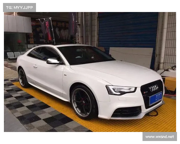 两年折腾20万改装一辆车,最终打造成又黄又宽的奥迪A5大王! 两年折腾20万改装一辆车,最终打造成又黄又宽的奥迪A5大王!