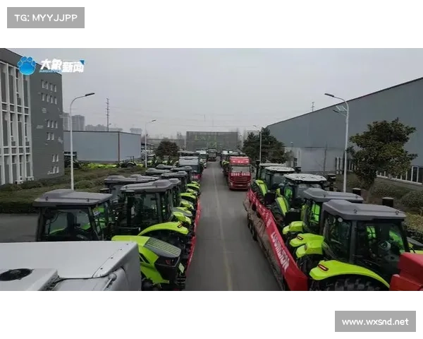 中联重科新款水稻收获机批量出口海外市场 中联重科新款水稻收获机批量出口海外市场